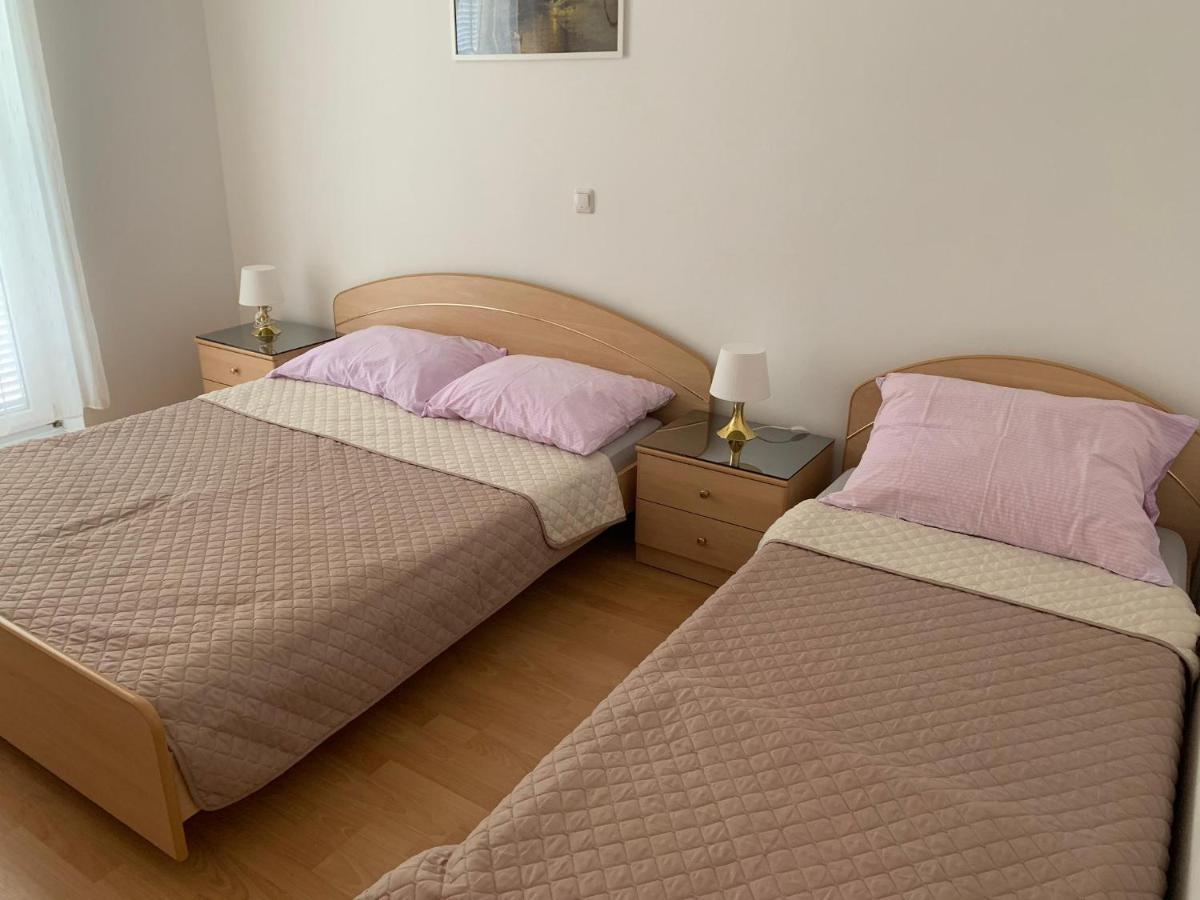 Sobe I Apartmani Til Crikvenica Exteriör bild