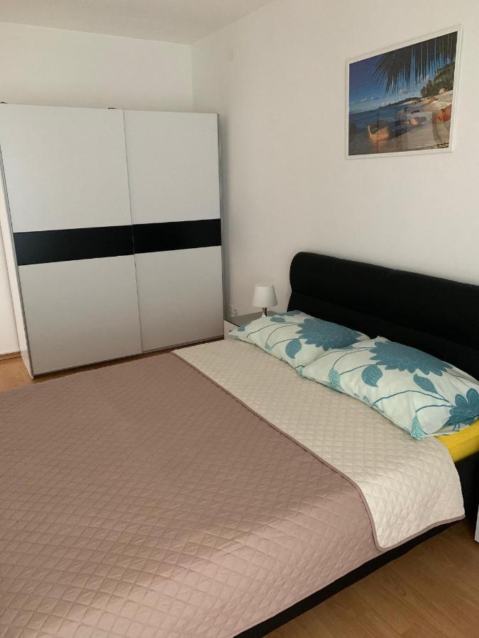 Sobe I Apartmani Til Crikvenica Exteriör bild